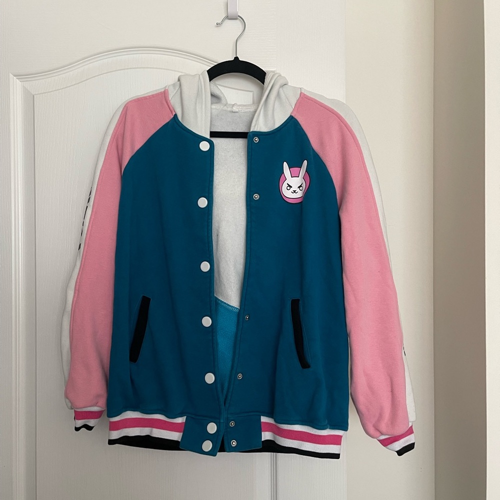 D. Va jacket from over watch